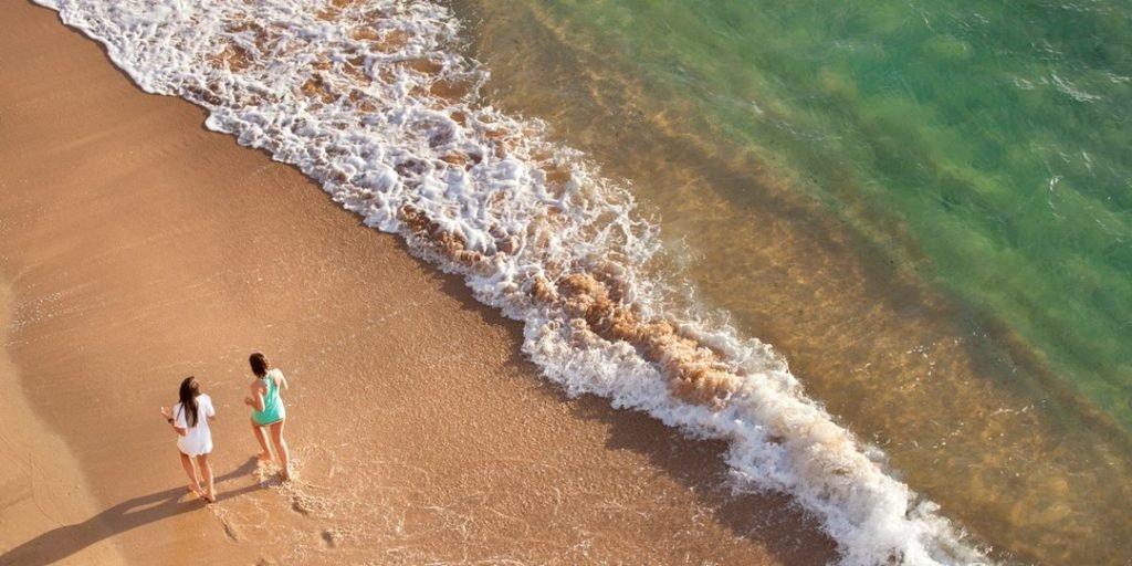 599 دولارًا – تراجع Hawaii Hyatt Beach مع الرحلات الجوية